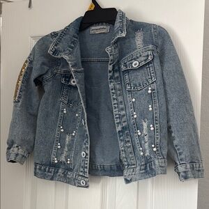 Classic Blue Jean Jacket with Contrast Stitching